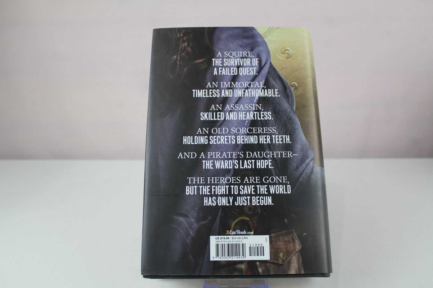 Realm Breaker (Realm Breaker, 1) by Victoria Aveyard