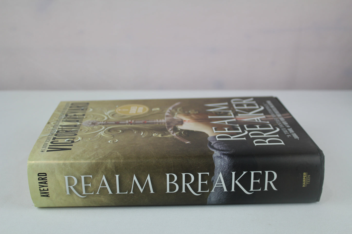 Realm Breaker (Realm Breaker, 1) by Victoria Aveyard