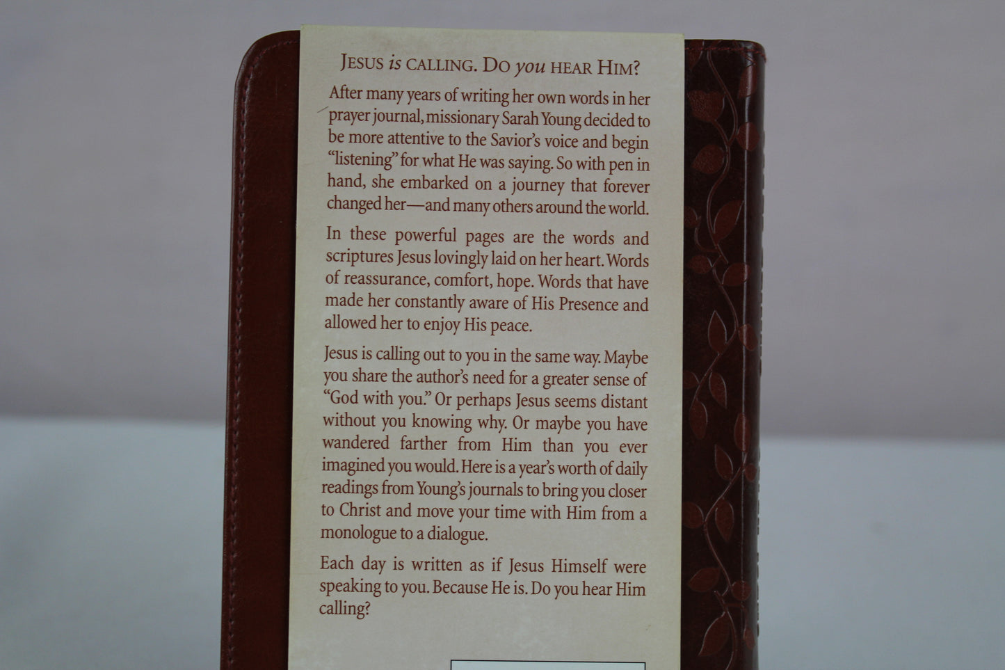 Jesus Calling : Enjoying Peace in His Presence by Sarah Young