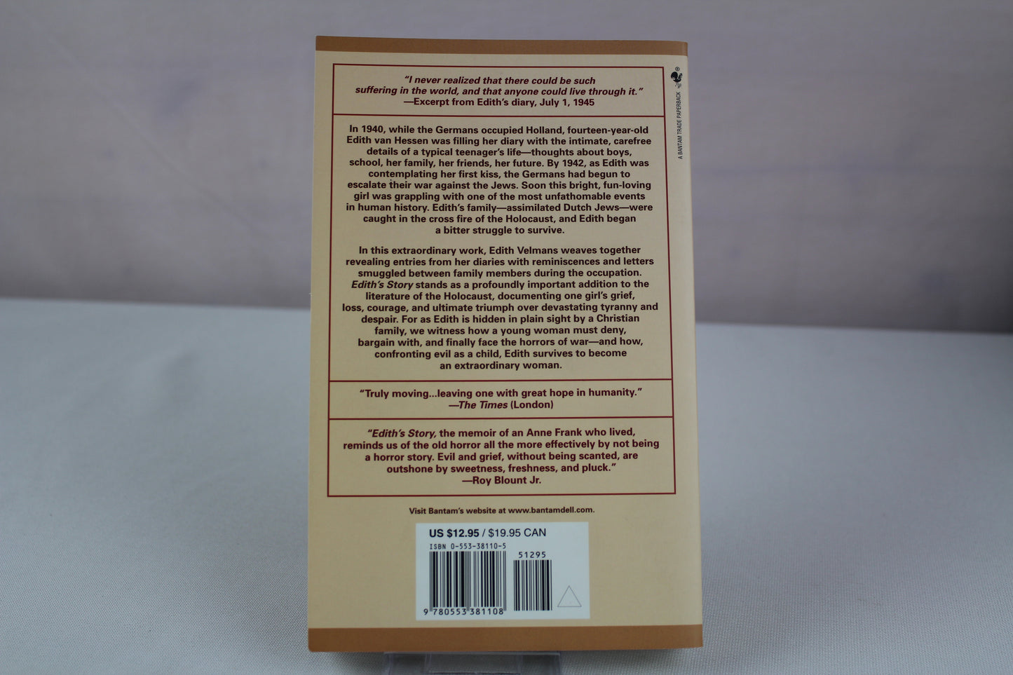 Edith's Story: The True Story of How One Young Girl Survived World War II by Edith Velmans, Hester Velmans