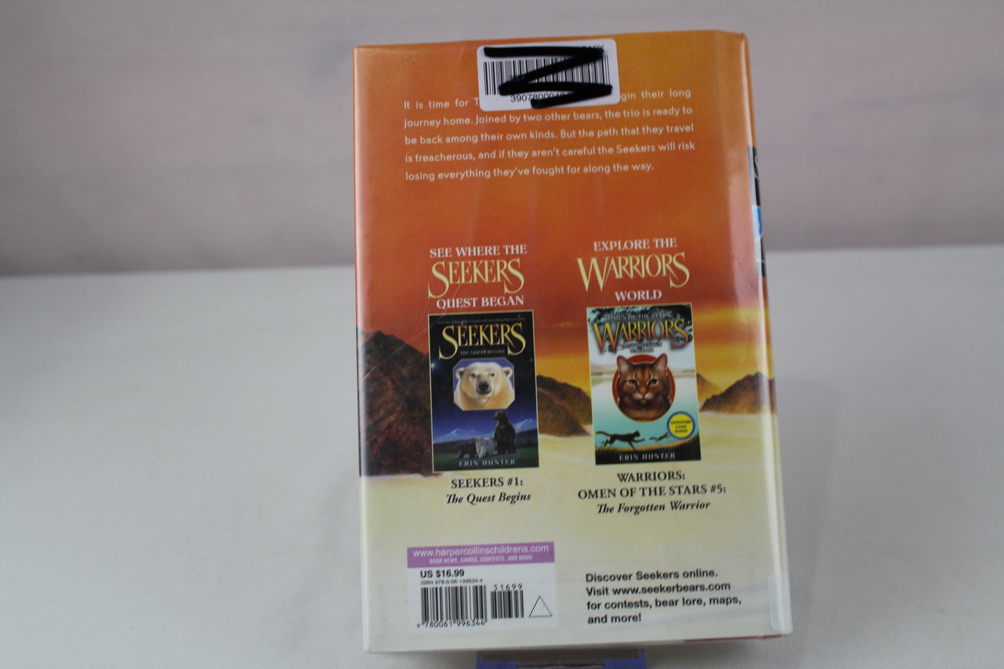 Island of Shadows: 1 by Erin Hunter
