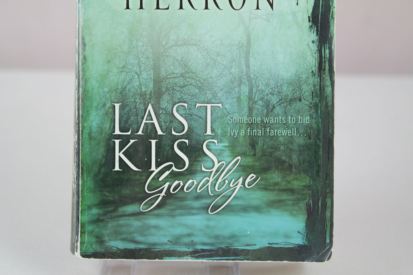 Last Kiss Goodbye by Rita Herron