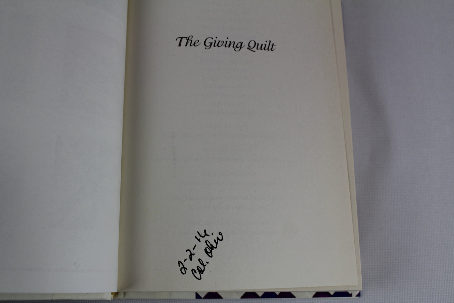 The Giving Quilt: An Elm Creek Quilts Novel by Jennifer Chiaverini