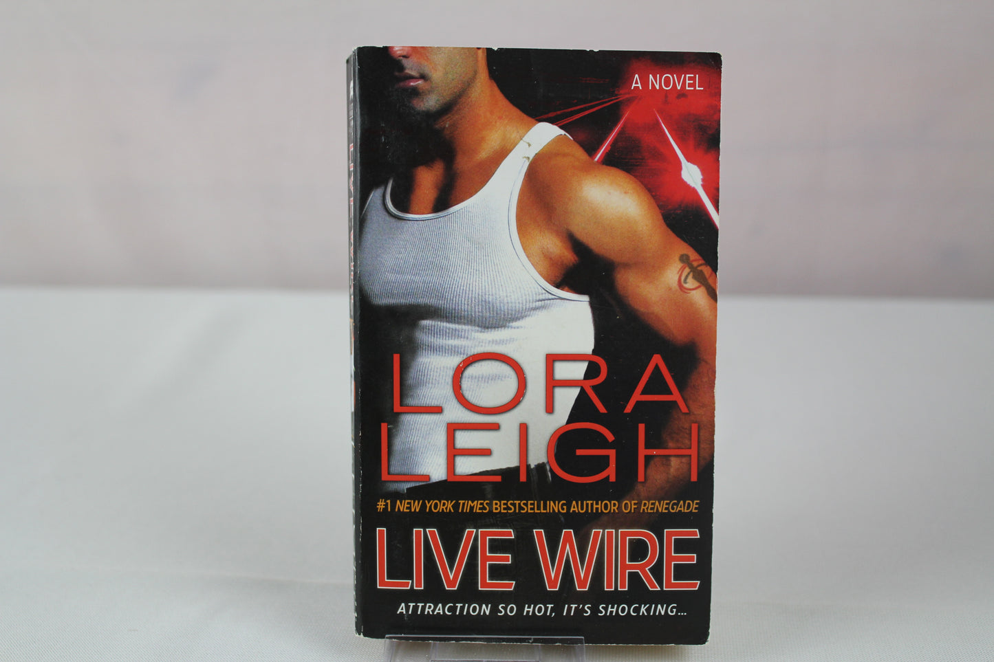 Live Wire: A Novel (Elite Ops) by Lora Leigh