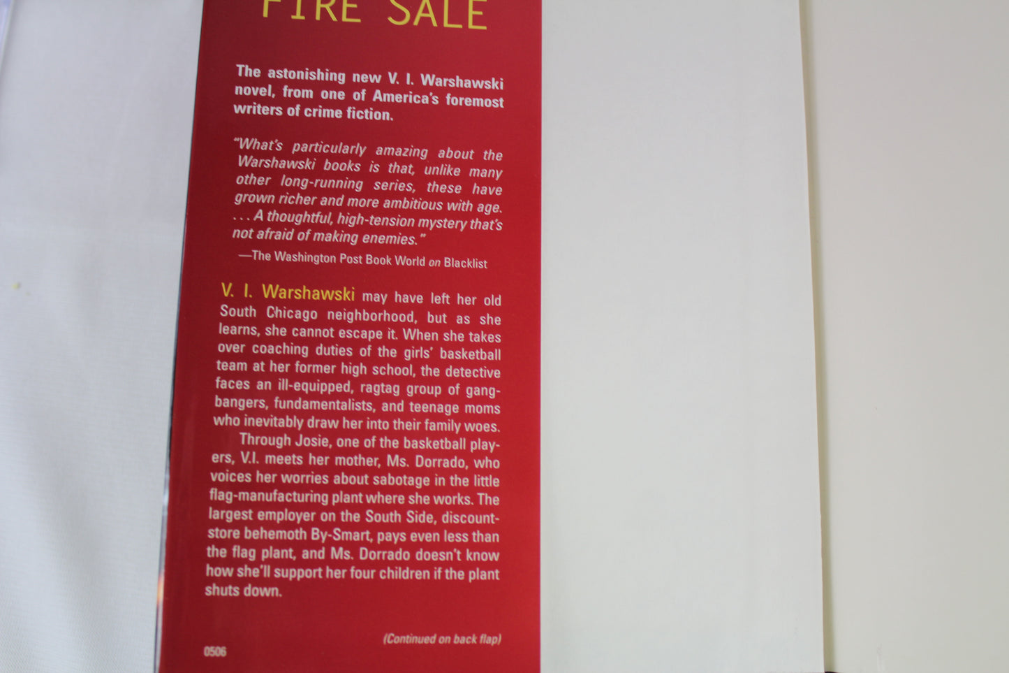 Fire Sale (V.I. Warshawski Novels) by Sara Paretsky