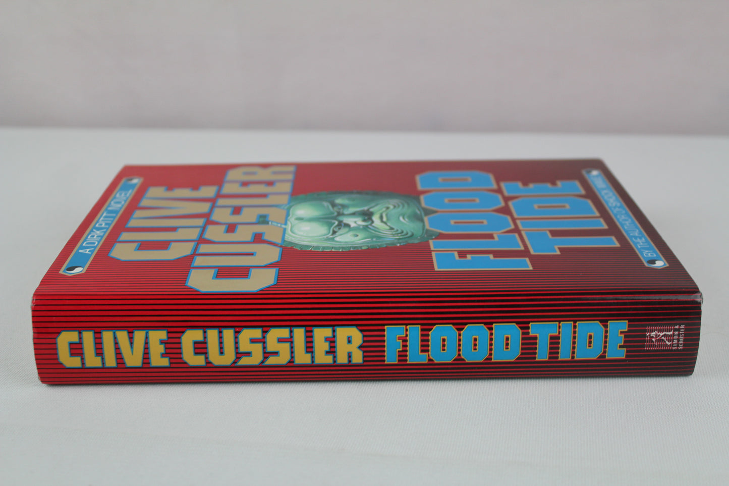 Flood Tide by Clive Cussler