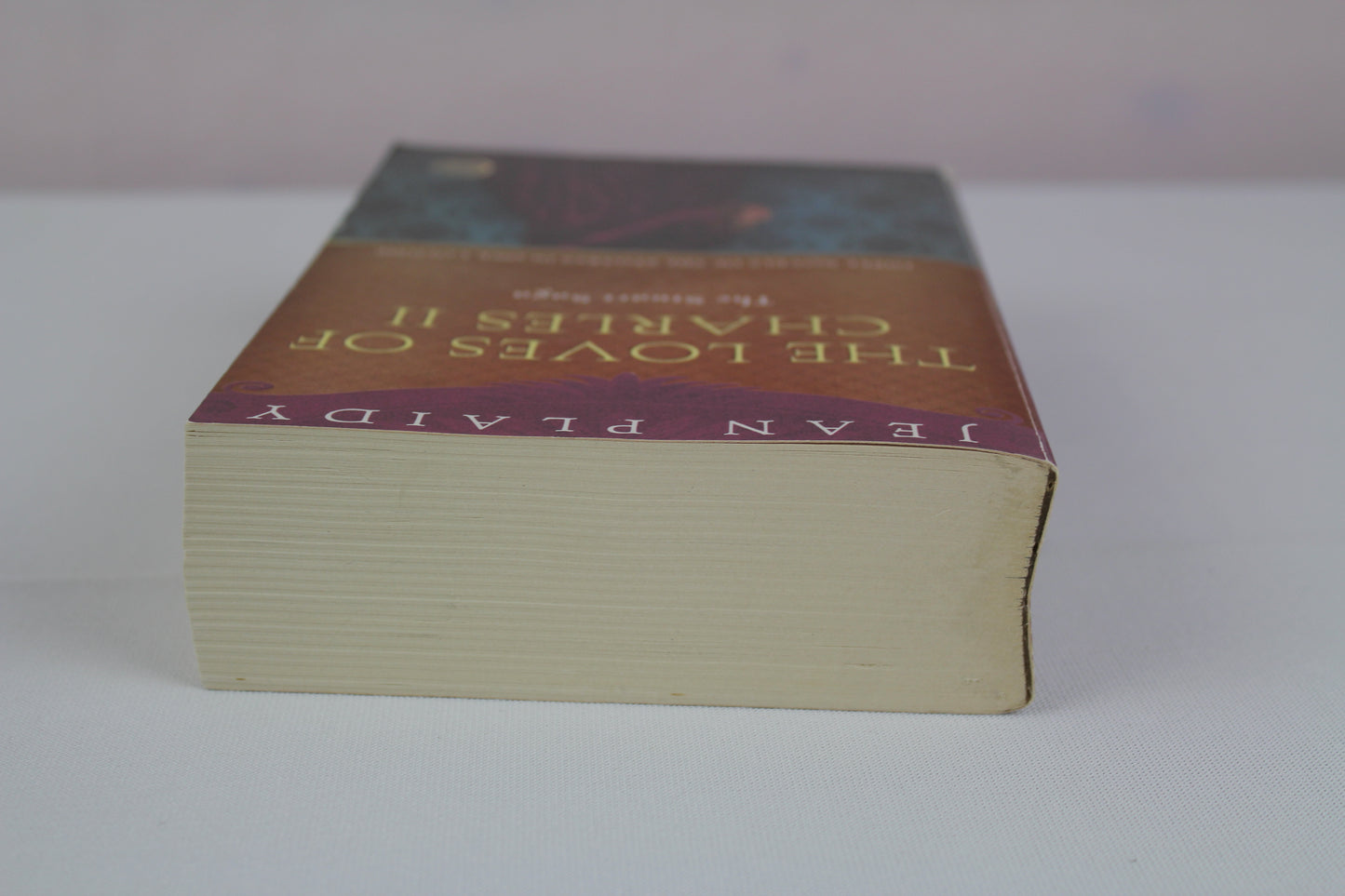 The Loves of Charles II: The Stuart Saga by Jean Plaidy