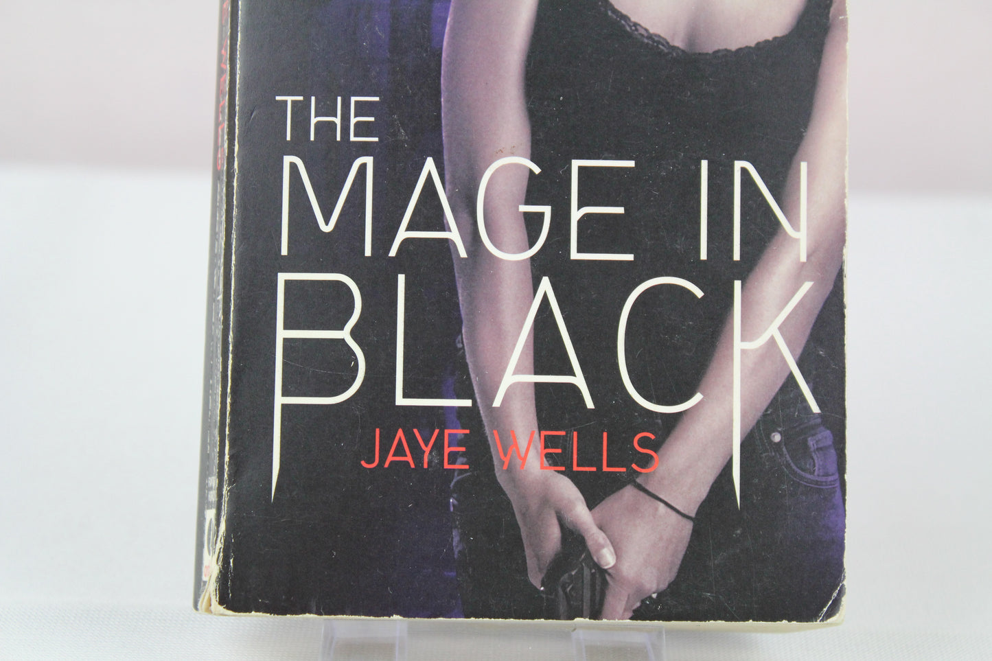 The Mage in Black (Sabina Kane, Book 2) by Jaye Wells