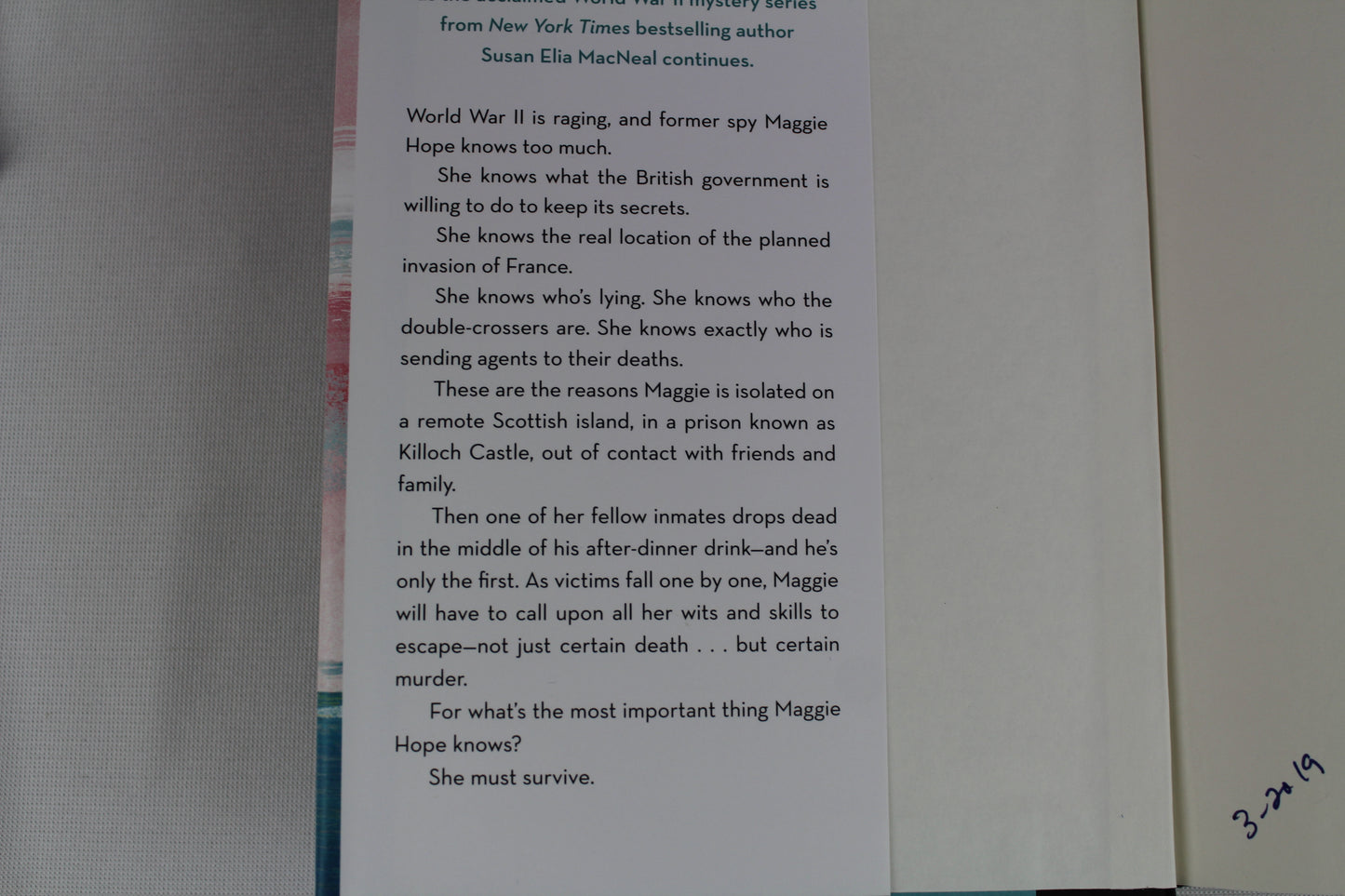 The Prisoner in the Castle: A Maggie Hope Mystery by Susan Elia MacNeal