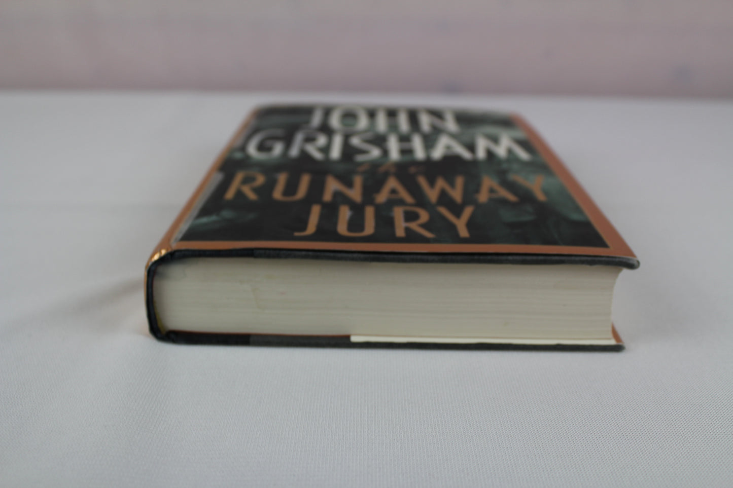 The Runaway Jury: A Novel by John Grisham