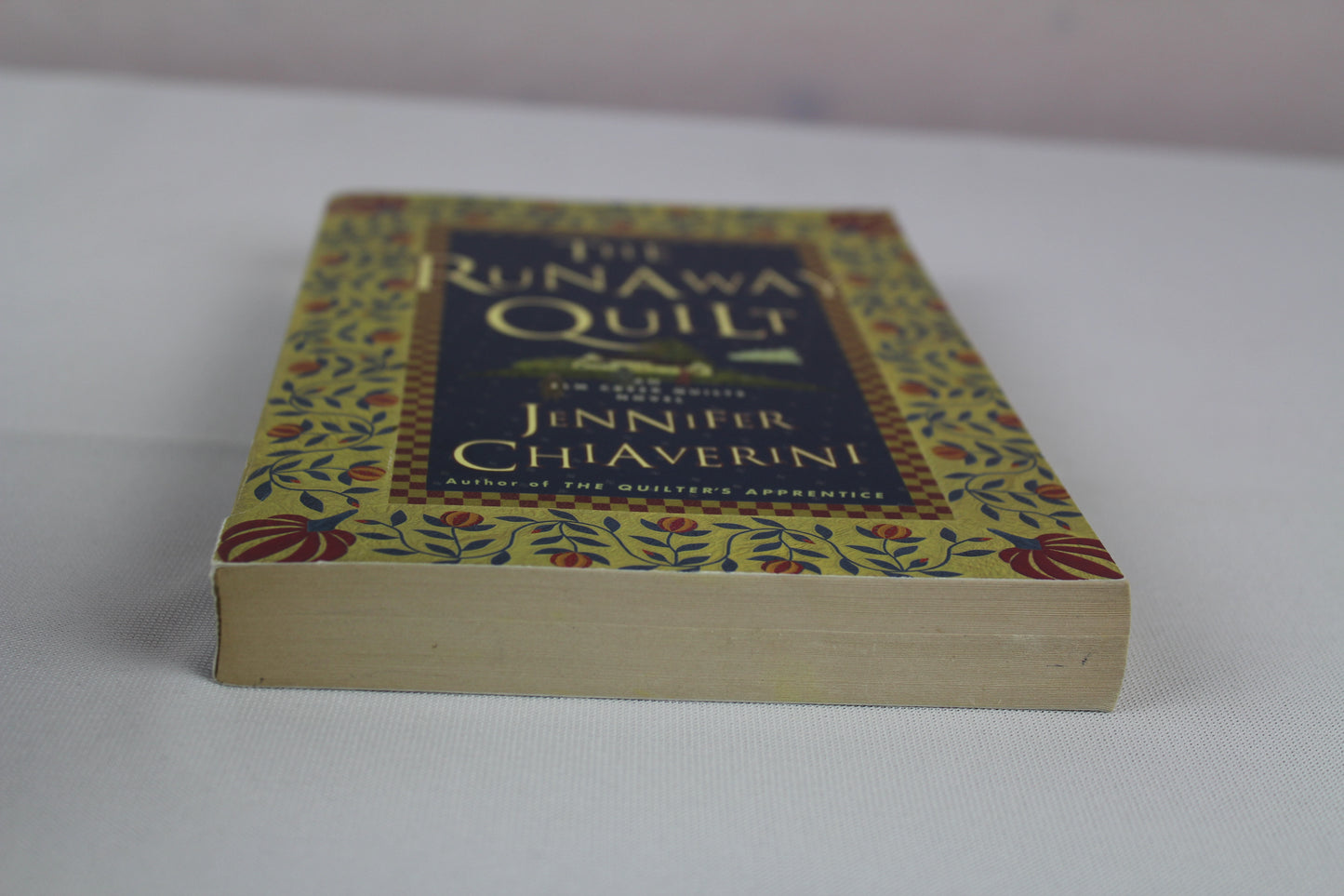 The Runaway Quilt (Elm Creek Quilts Series #4) by Jennifer Chiaverini