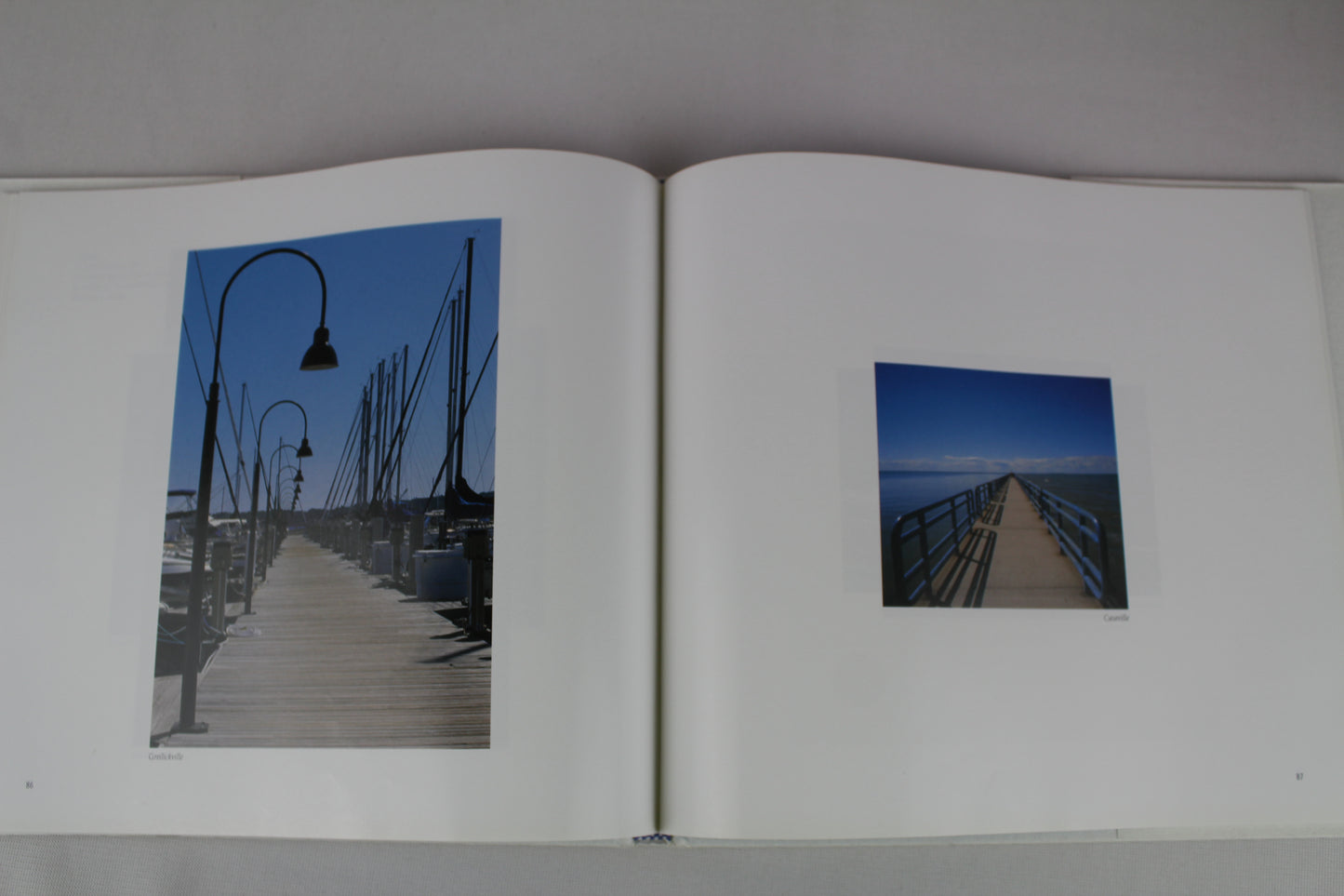 Harbor Wanderers: A Michigan Boating Experience by C. J. Elfont, Edna A. Elfont