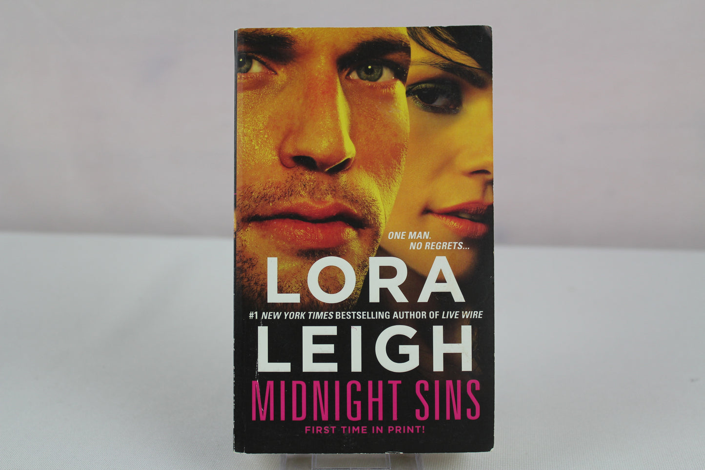 Midnight Sins (The Callahans, 1) by Lora Leigh