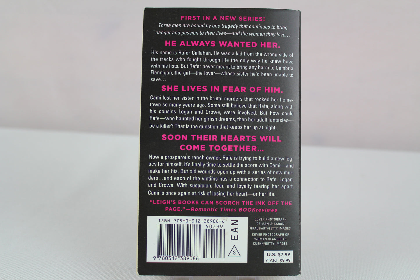 Midnight Sins (The Callahans, 1) by Lora Leigh