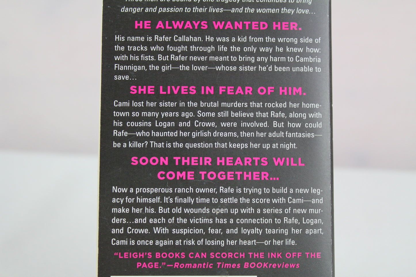 Midnight Sins (The Callahans, 1) by Lora Leigh