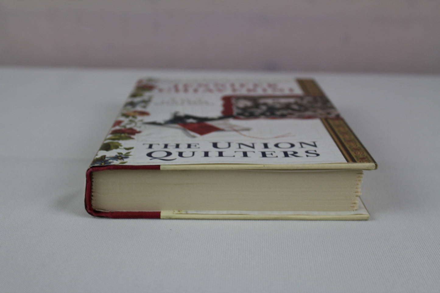 The Union Quilters (Elm Creek Quilts) by Jennifer Chiaverini