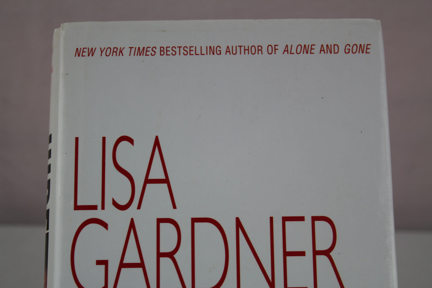 Hide: A Detective D. D. Warren Novel by Lisa Gardner