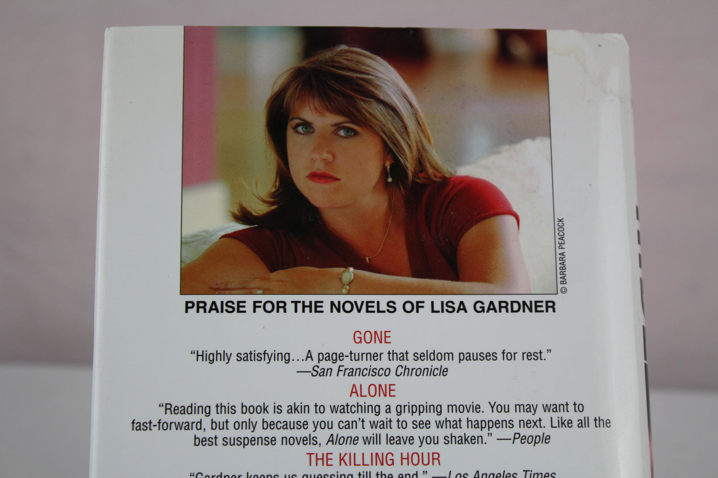 Hide: A Detective D. D. Warren Novel by Lisa Gardner