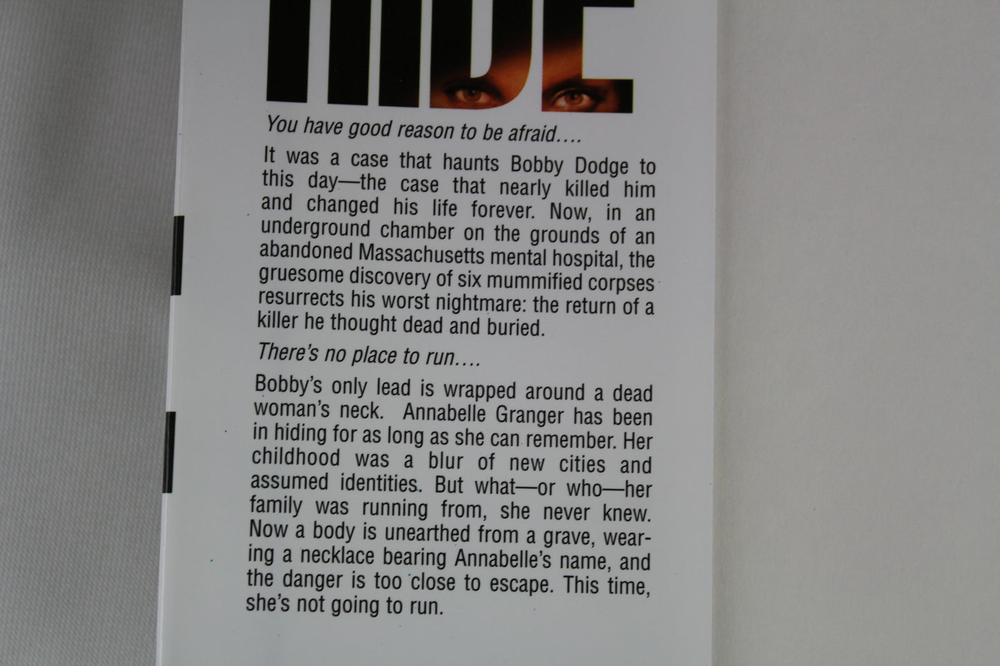Hide: A Detective D. D. Warren Novel by Lisa Gardner