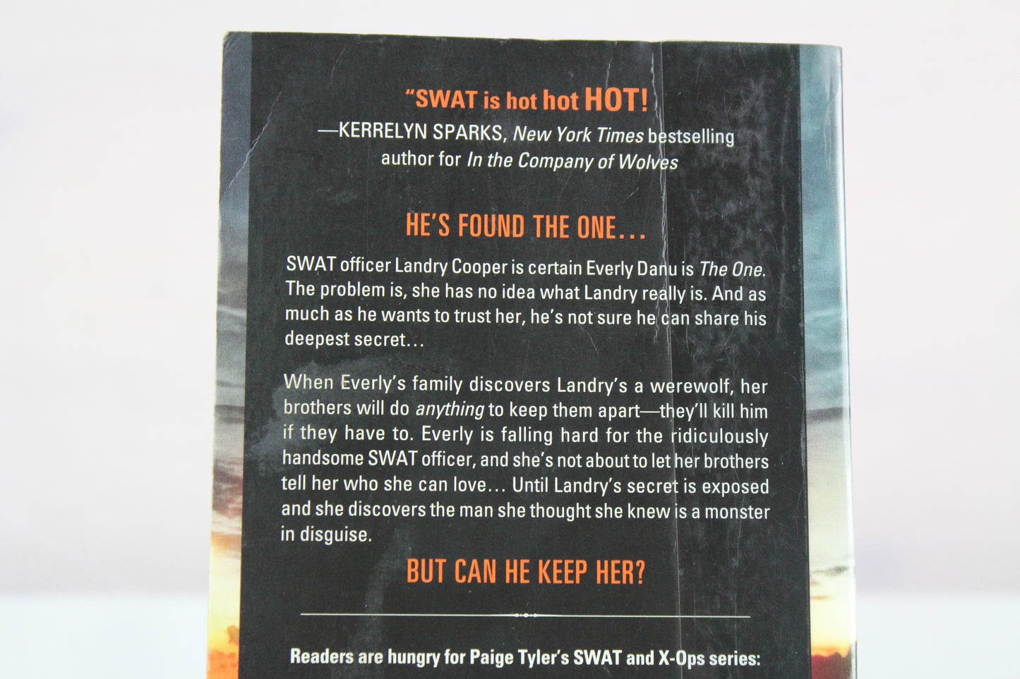 To Love a Wolf (SWAT, 4) by Paige Tyler