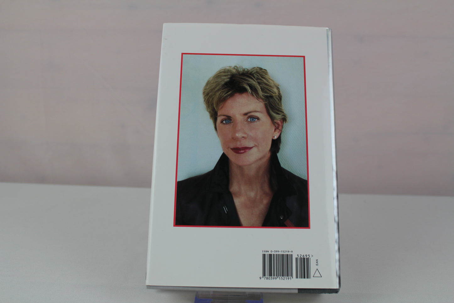 Trace: A Scarpetta Novel by Patricia Cornwell