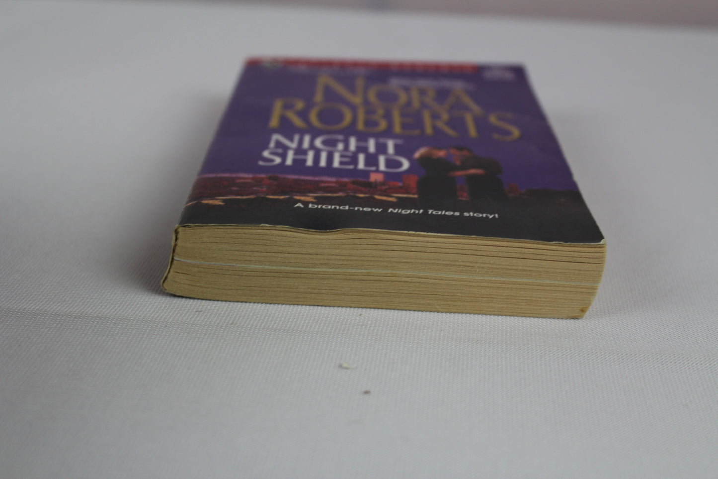 Night Shield (Silhouette Intimate Moments, #1027) by Nora Roberts