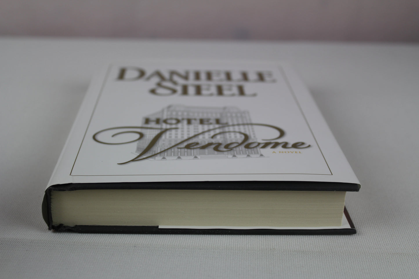 Hotel Vendome: A Novel by Danielle Steel