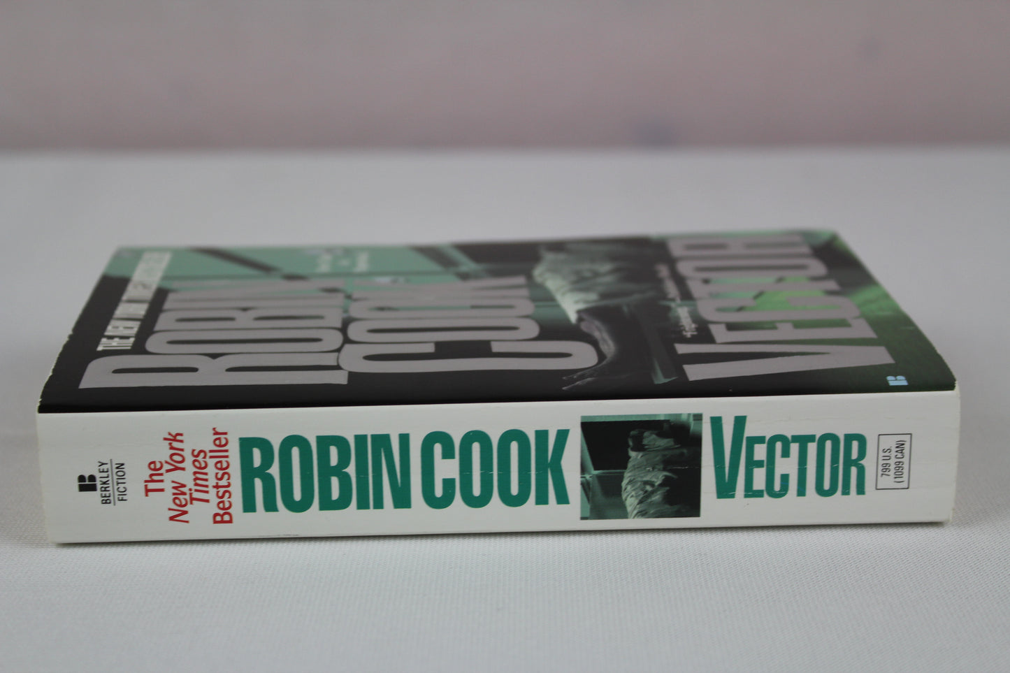 Vector by Robin Cook