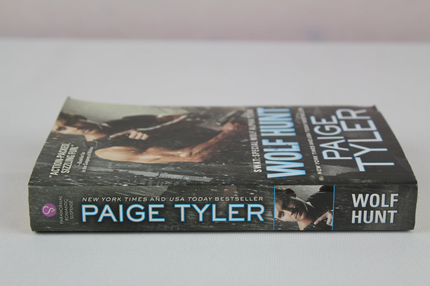 Wolf Hunt (SWAT, 6) by Paige Tyler