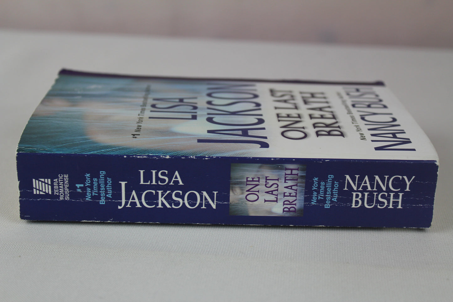 One Last Breath by Lisa Jackson, Nancy Bush