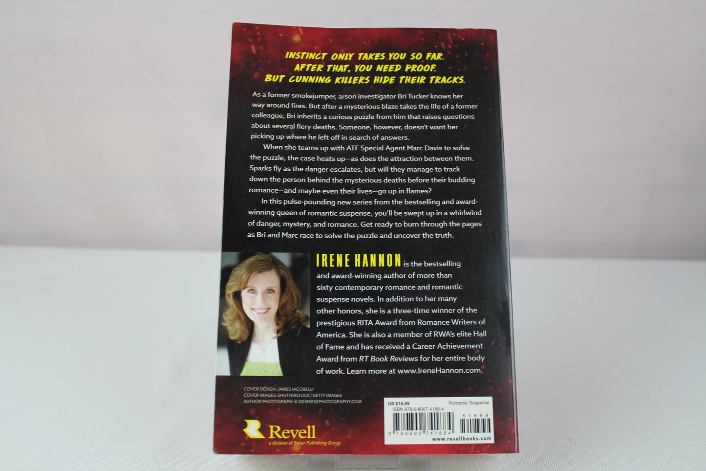 Into the Fire: (Arson Investigative Suspense Thriller and Forced Proximity Romance) by Irene Hannon