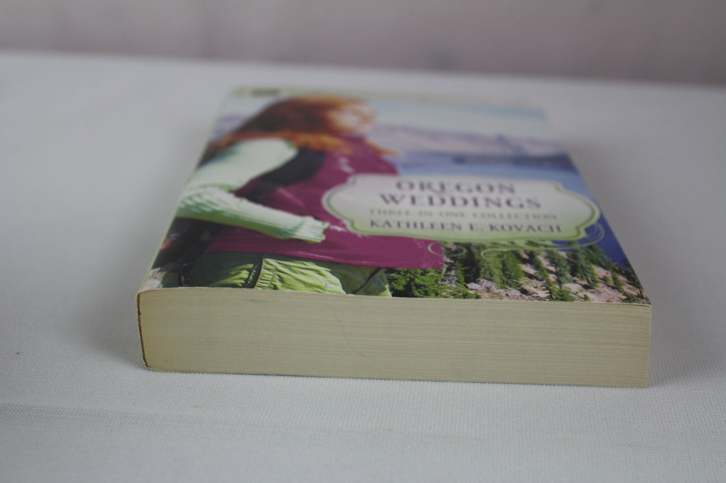 Oregon Weddings: Three-in-one Collection (Romancing America) by Kathleen E. Kovach