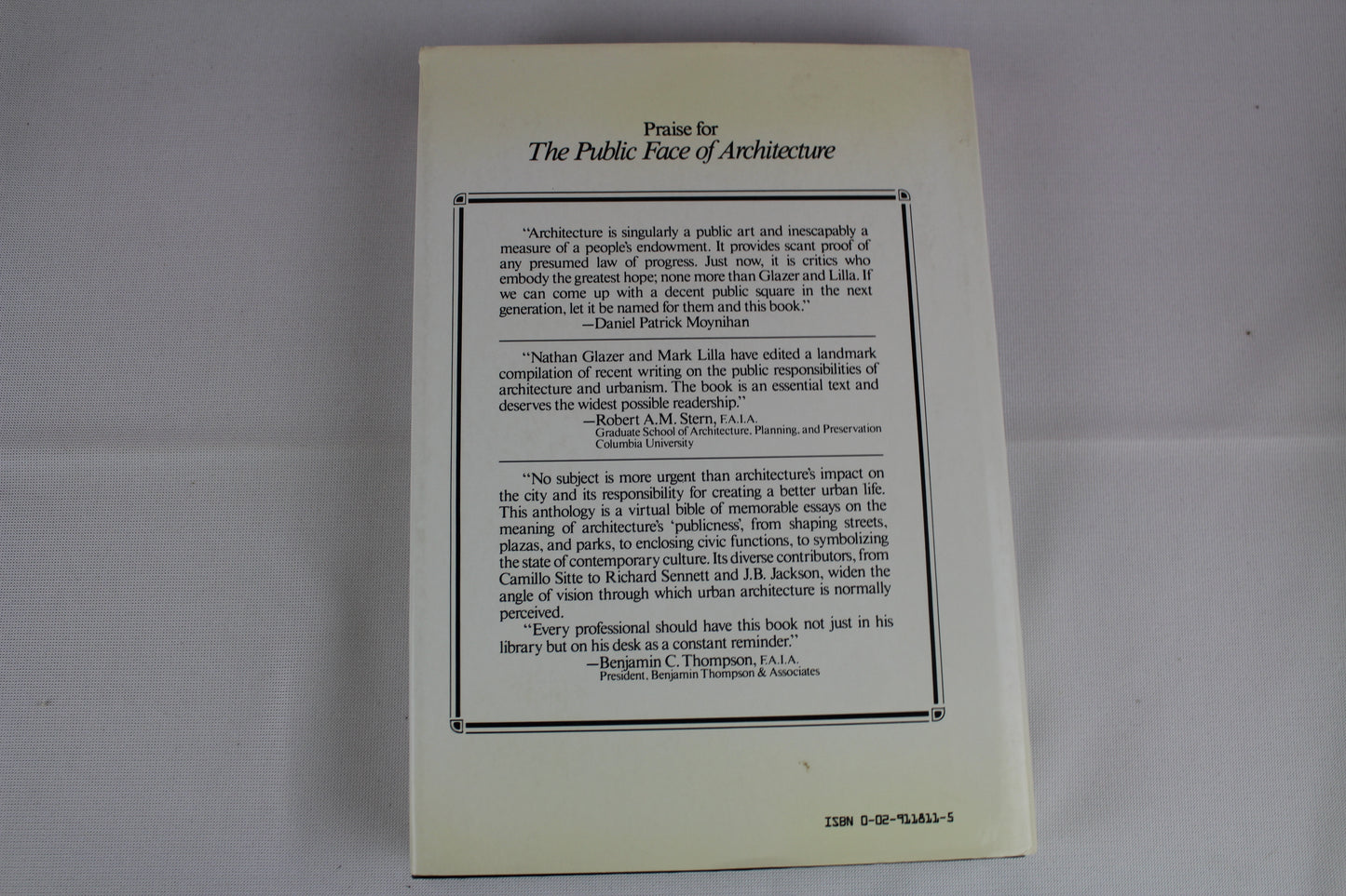 Public Face of Architecture by Nathan Glazer, Mark Lilla
