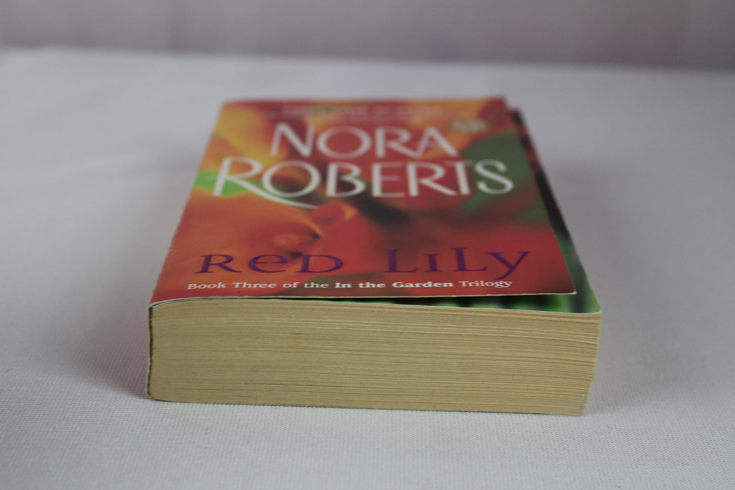 Red Lily (In the Garden, Book 3) by Nora Roberts