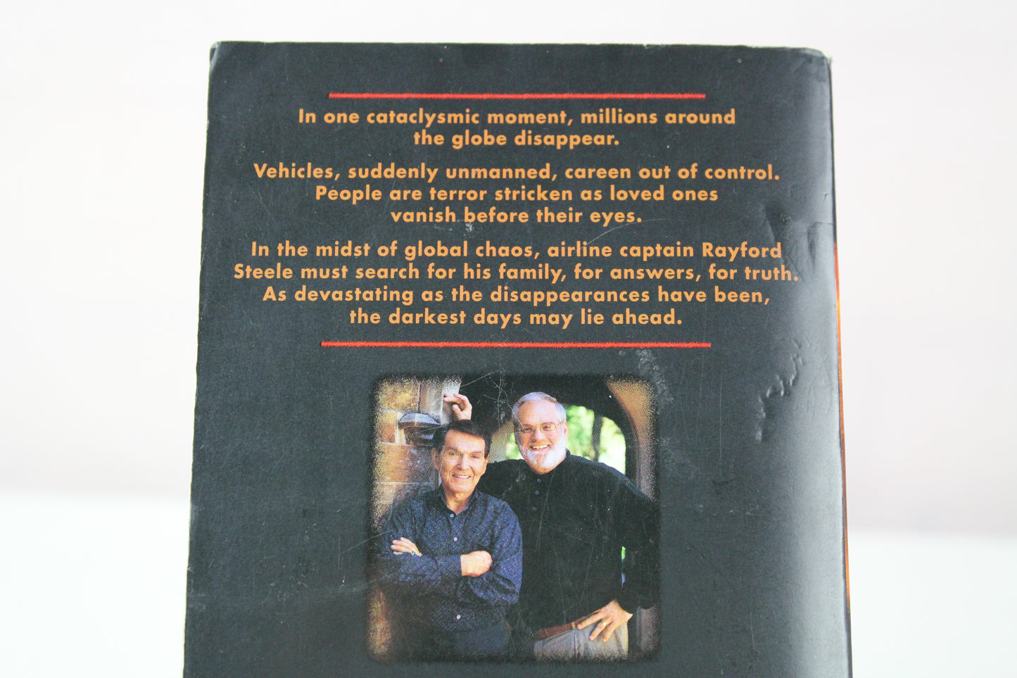 Left Behind: A Novel of the Earth's Last Days (Left Behind, Book 1) by Tim LaHaye, Jerry B. Jenkins