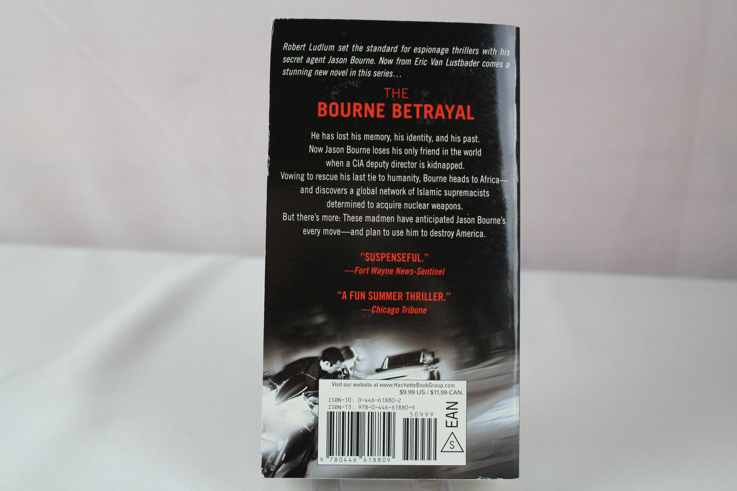 Robert Ludlum's (TM) The Bourne Betrayal (Jason Bourne Series, 5) by Eric Van Lustbader