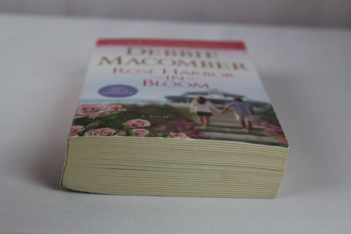 Rose Harbor in Bloom: A Novel by Debbie Macomber