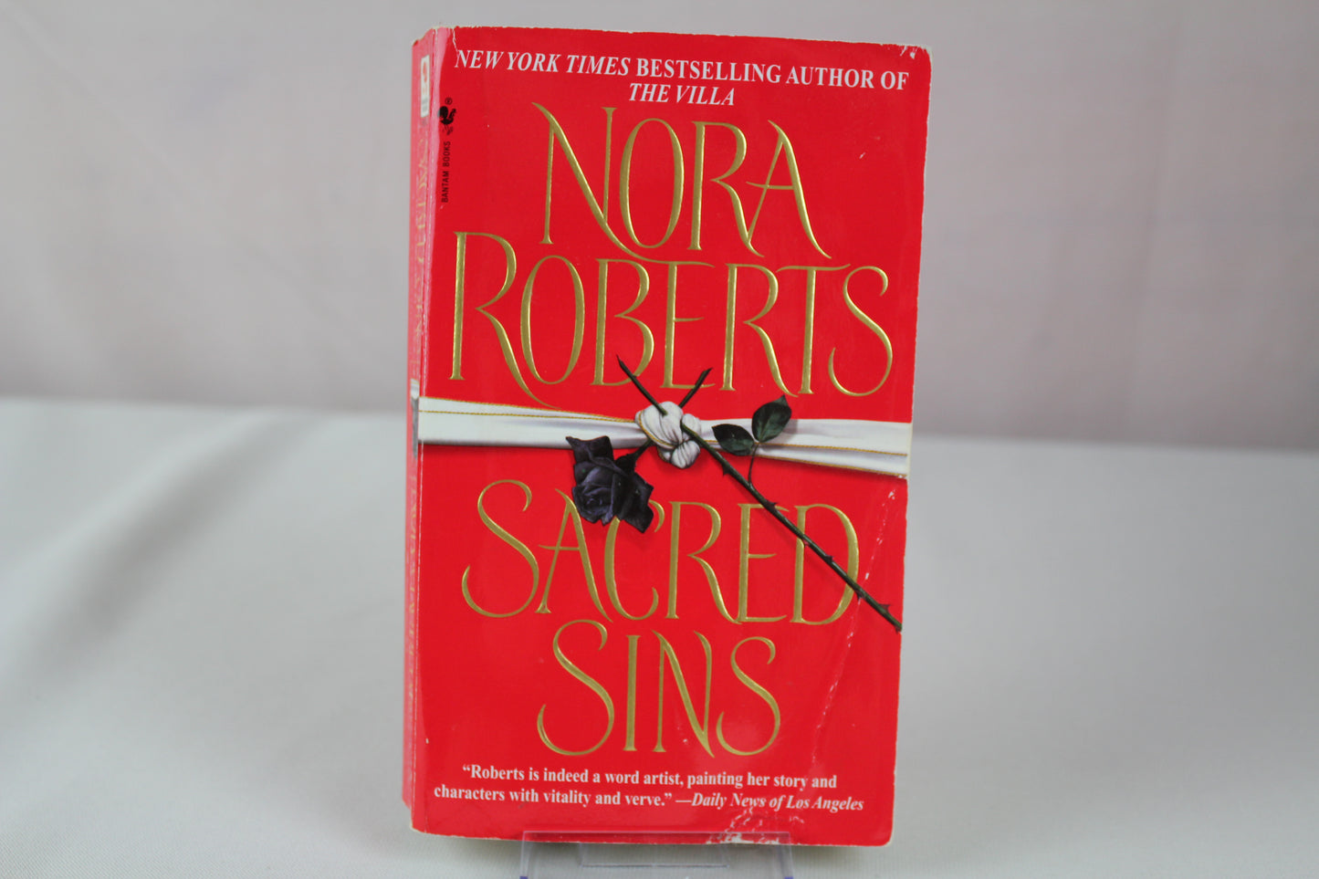 Sacred Sins: A Novel (D.C. Detectives) by Nora Roberts