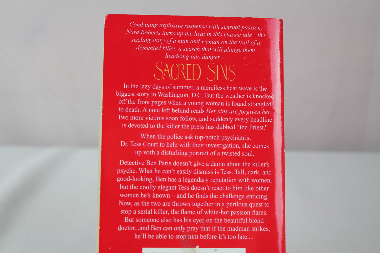 Sacred Sins: A Novel (D.C. Detectives) by Nora Roberts
