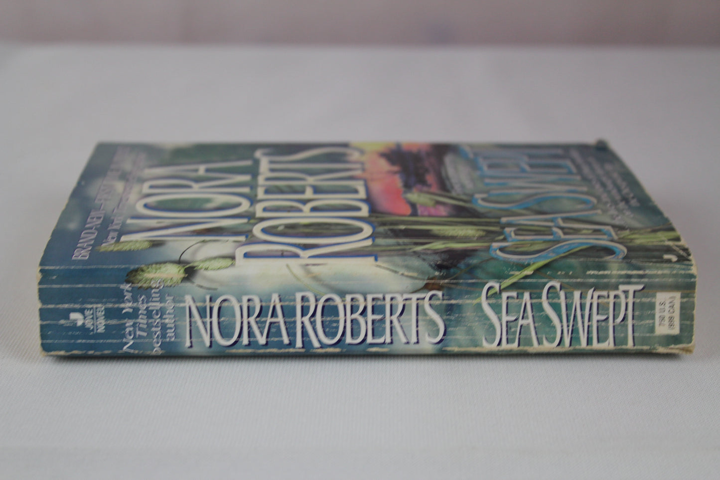 Sea Swept (Chesapeake Bay, Book 1) by Nora Roberts