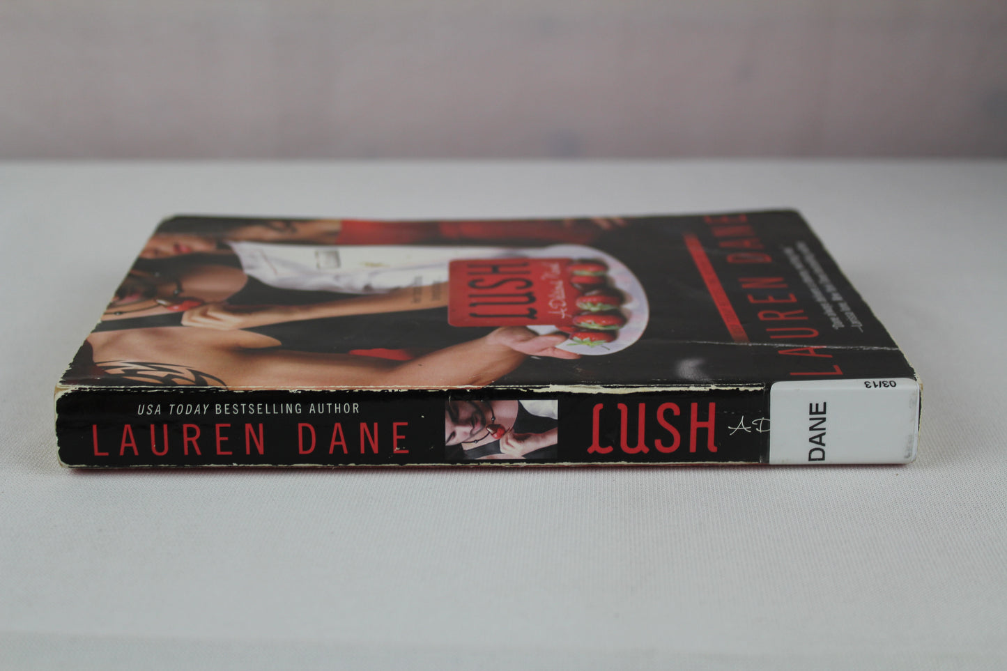 Lush (A Delicious Novel) by Lauren Dane