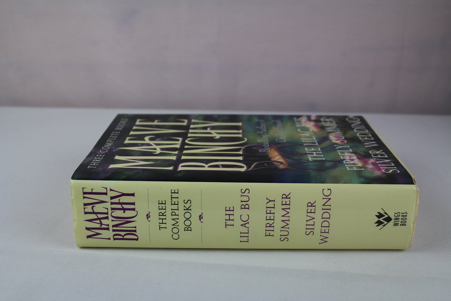 Maeve Binchy: Three Complete Books: The Lilac Bus; Firefly Summer; Silver Wedding by Maeve Binchy