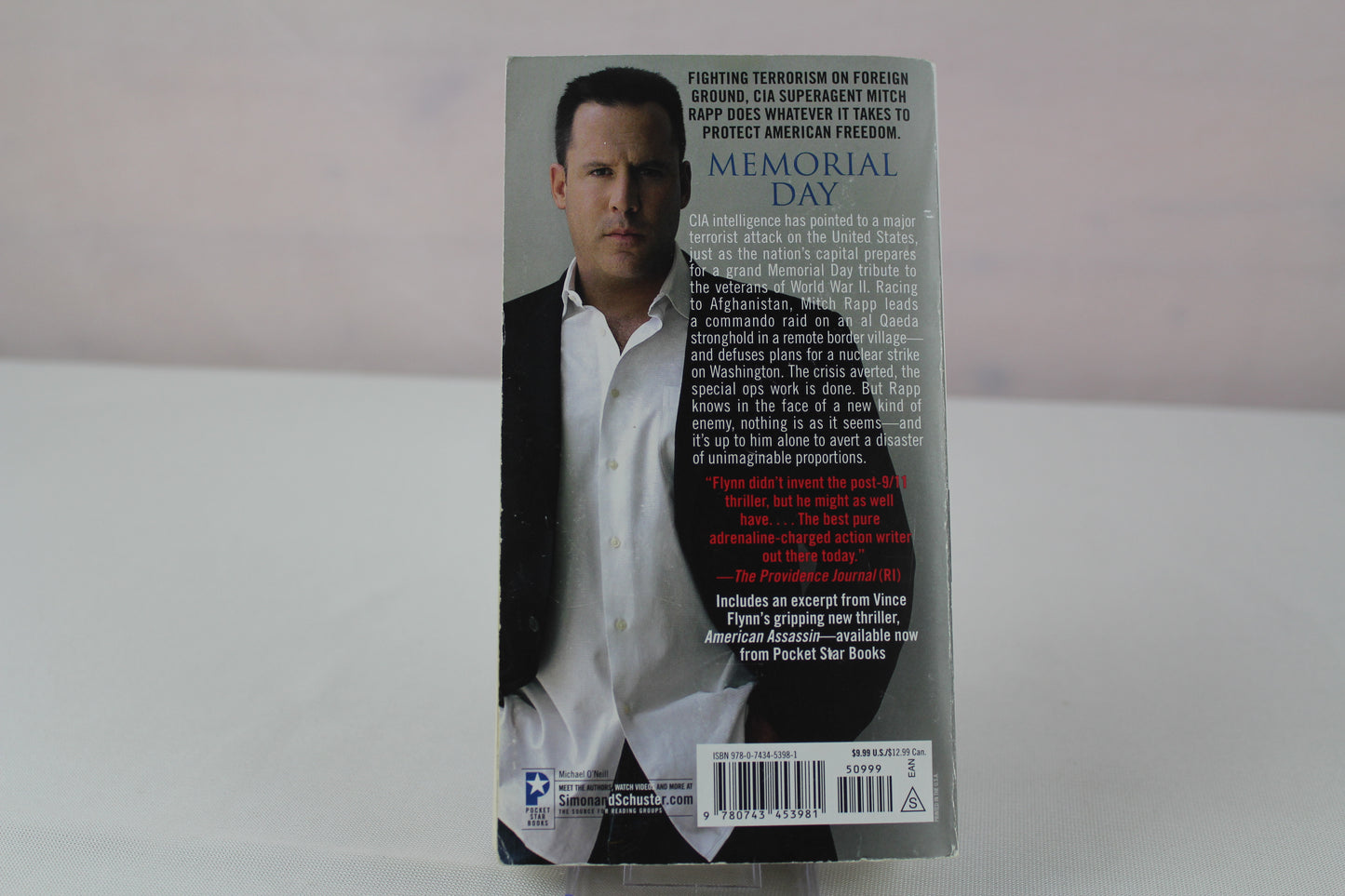 Memorial Day (7) (A Mitch Rapp Novel) by Vince Flynn