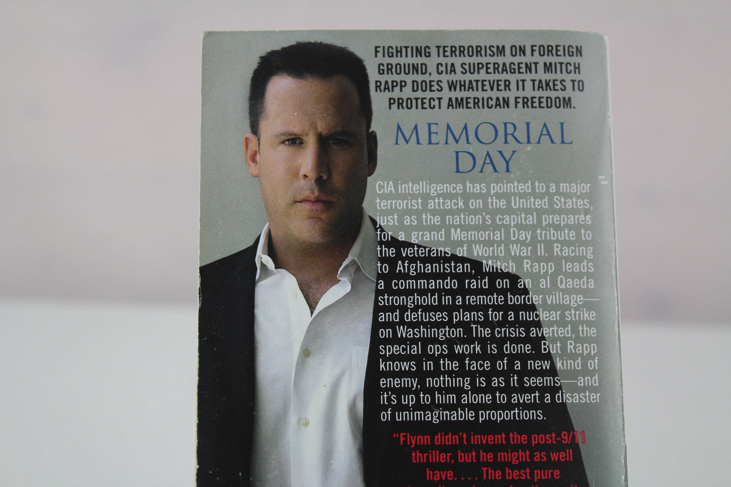 Memorial Day (7) (A Mitch Rapp Novel) by Vince Flynn