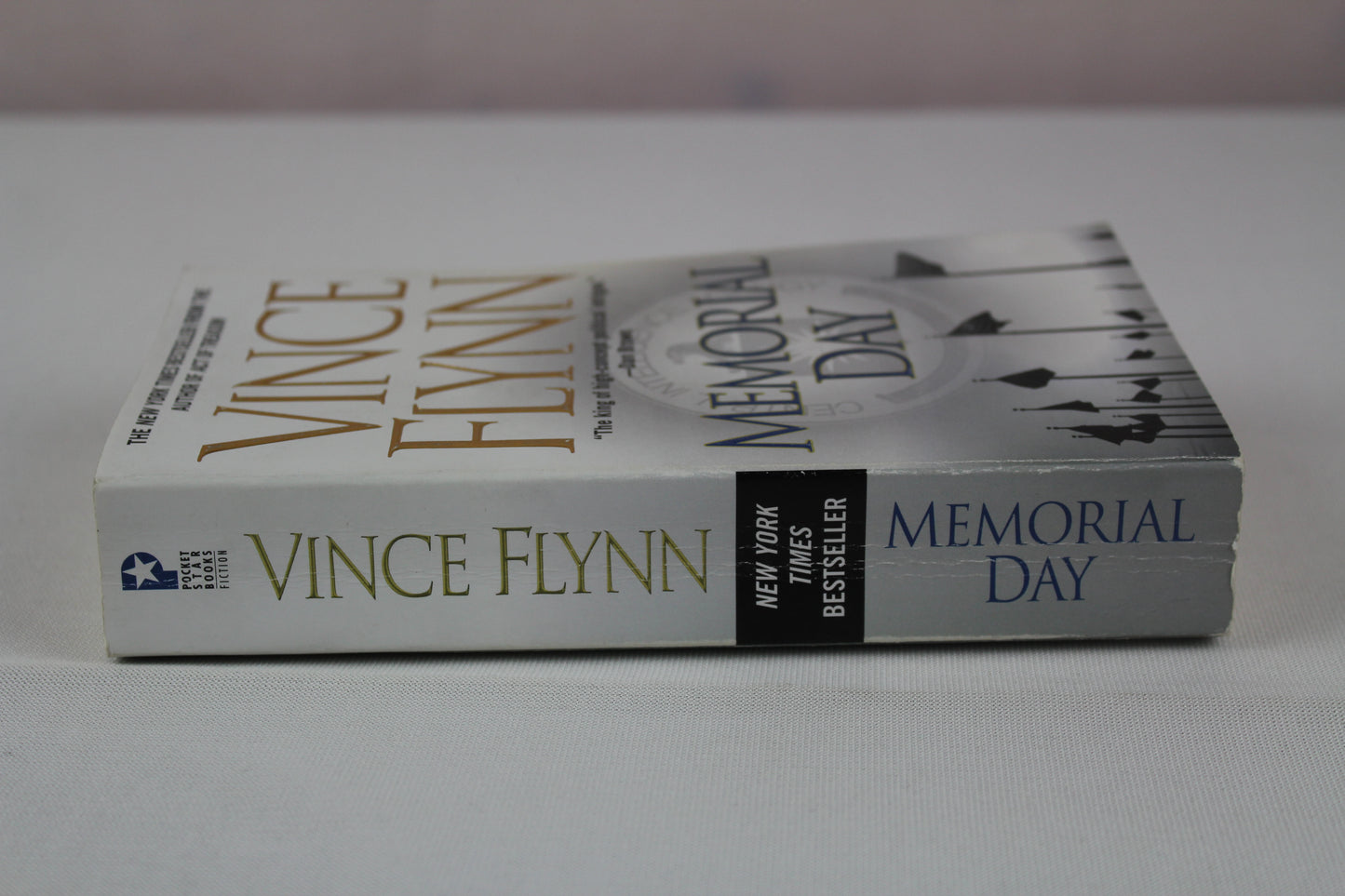 Memorial Day (7) (A Mitch Rapp Novel) by Vince Flynn