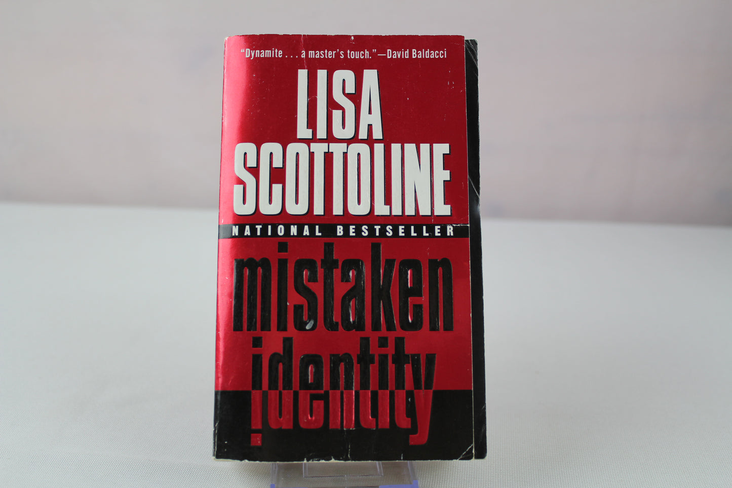 Mistaken Identity (Rosato & Associates Series, 4) by Lisa Scottoline