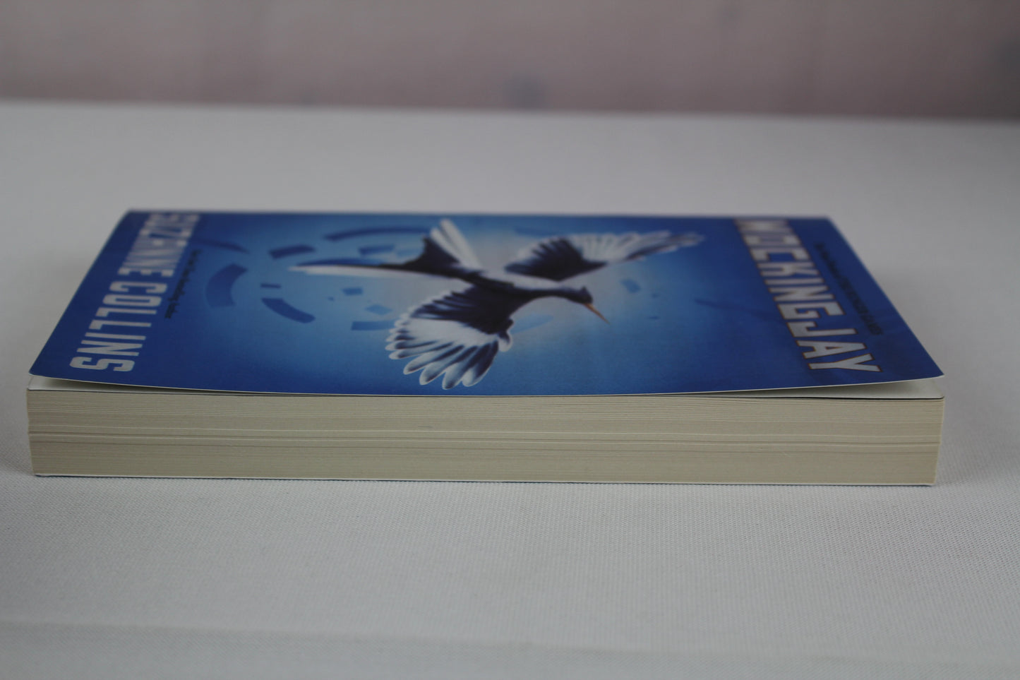 Mockingjay (The Hunger Games) by Suzanne Collins