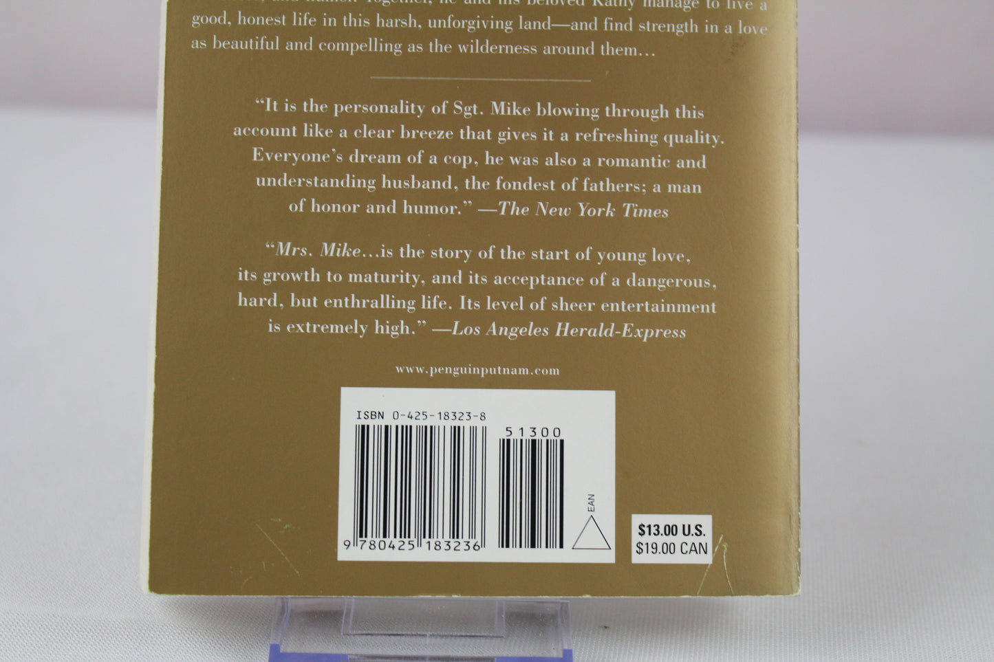Mrs. Mike (A Mrs. Mike Novel) by Benedict Freedman, Nancy Freedman