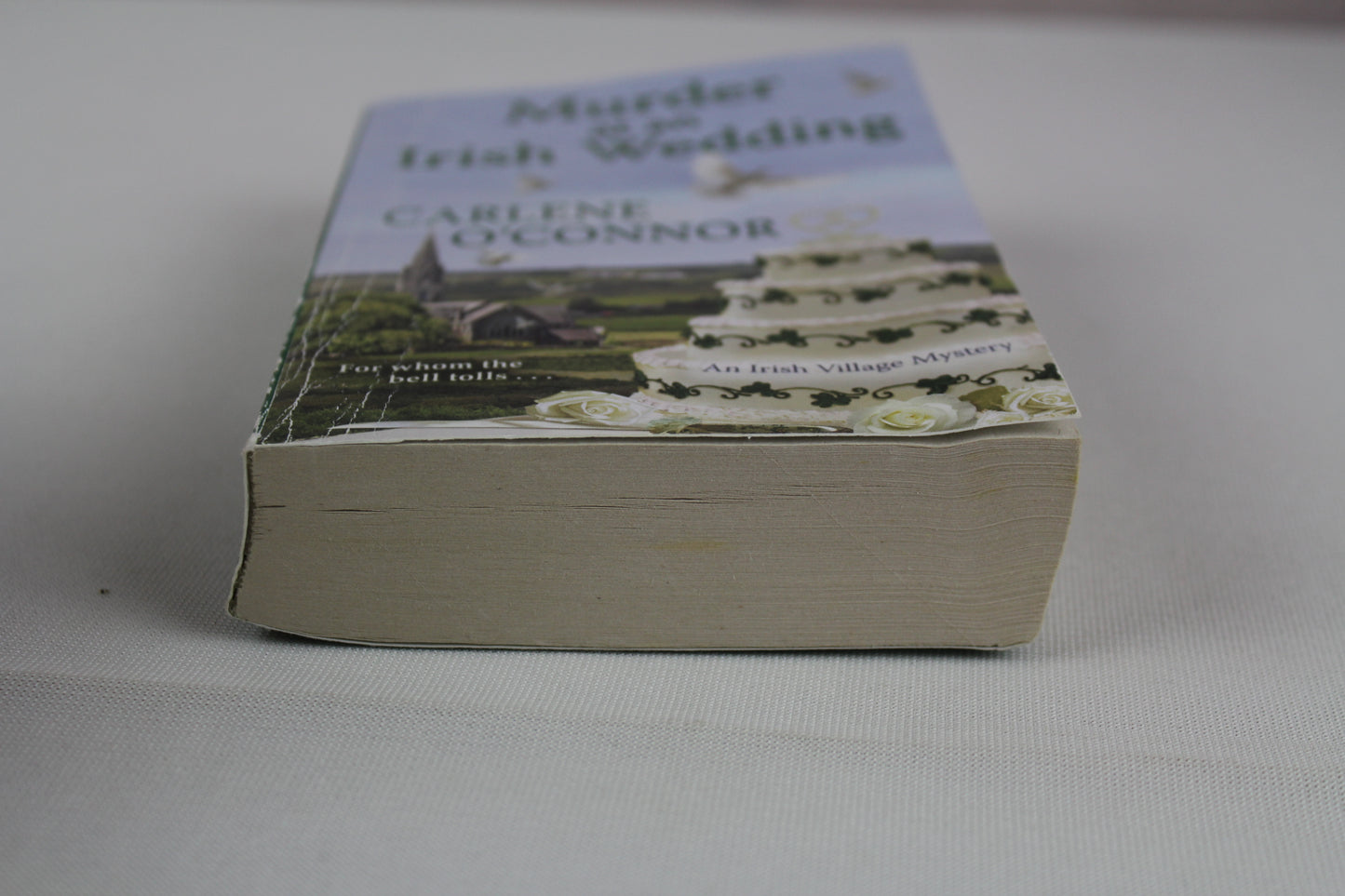 Murder at an Irish Wedding (An Irish Village Mystery) by Carlene O'Connor