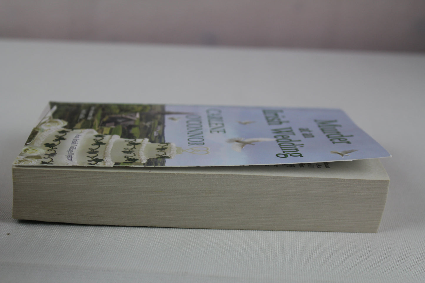 Murder at an Irish Wedding (An Irish Village Mystery) by Carlene O'Connor